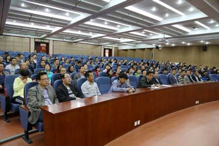 副校长魏军教授作“芬兰应用科技大学转型发展经验及其启示”专题报告